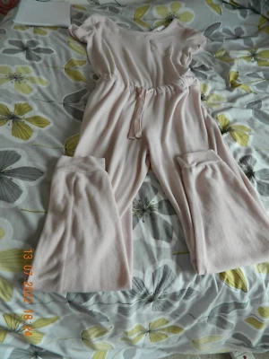 £5.99 • Buy Pink Leisurewear SIZE MEDIUM SIZE UK 12-14 FROM TESCO 