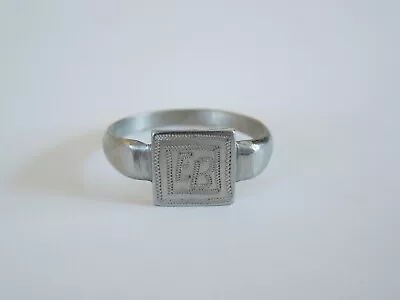 Old Seal Ring Ring With Monogram/Initials Eb 0.0741oz/Gr.60 • $32.60