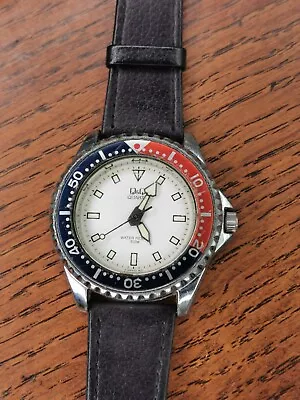 Vintage Q&Q Mens Quartz Diver Style Watch Pepsi Bezel Working • £17.99