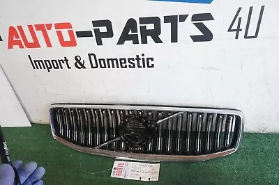 2019 2020 Volvo S60 Front Grille Oem Ue66976  • $130