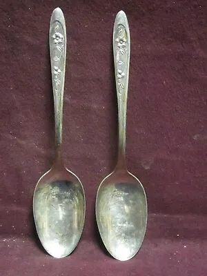 2pc Meriden Silverplate BELOVED OVAL SOUP DESSERT SPOONS  6 7/8  No Monogram • $13.89