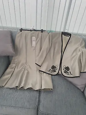 Jacques Vert Skirt & Jacket Suit  Mother Of Bride Outfit 14-16 • £40