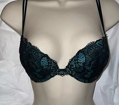 Victoria’s Secret Very Sexy Push-Up Bra 34A 🔥 • $18