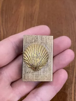 Fancy Vintage Florentine Gold Tone Metal Seashell Clam Match Box Box Safe 1960s • $18.04