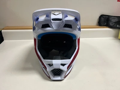 $350 • Buy Fox Racing V3 Motocross Atv Utv Helmet Durvan White Size Adult Xl 23943-922-xl
