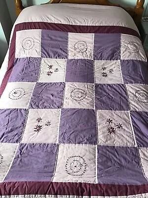 £35 • Buy Quilted Purple / Pink / Mauve Double Bedspread With Applique Throw 104 X 99 In