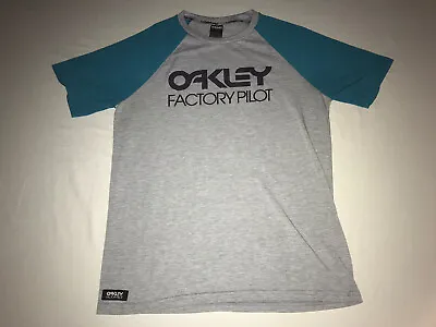 Oakley Factory Pilot T Shirt Gray Sz M Pre-owned EUC! • $26.95