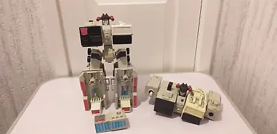 1980's Vintage G1 Transformer - Metroplex. Playworn/parts Missing/spares/repairs • £18.99