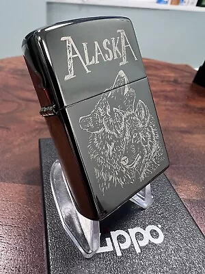 Zippo Windproof Lighter ALASKA WOLVES Black Ice UNUSED IN BOX FAST POST • £39.40