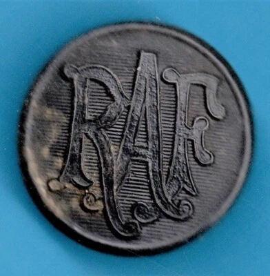 £4 • Buy Wwii Royal Air Force Large Black Plastic Button - Mess Waiter Type ?
