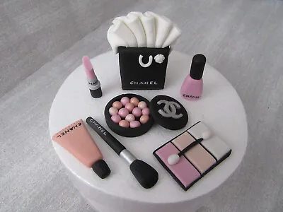 Edible Handmade Make Up & Bag Cake Topper Fondant Sugar Decoration (Pale Pink) • £21.49