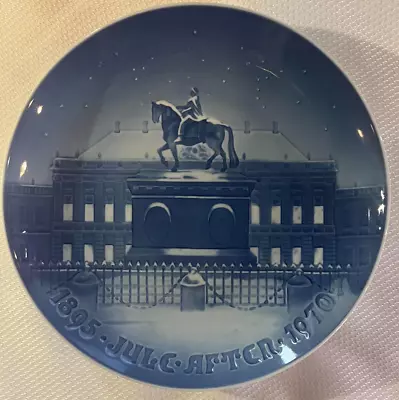 9  B&G Copenhagen Porcelain Amalienborg The Royal Palace Jule Aften Plate • $9.50