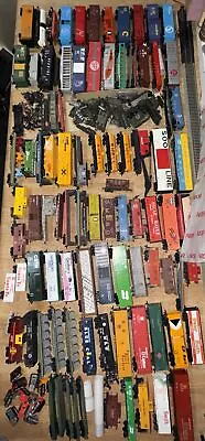 Lot Of Ho Cars Tyco Bachmann Boxcars PFE Cabooses SP GN Tank Flatcar Bulkhead  • $47.80