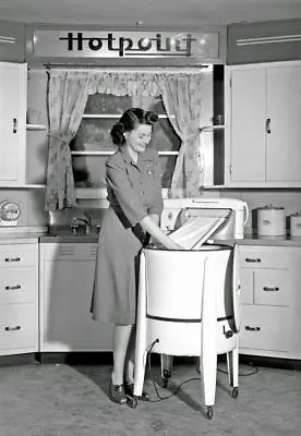 1940's Vintage Hotpoint Ringer Washer Refrigerator / Tool Box Magnet • $8
