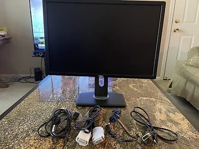 Dell U2412MB 24  LCD W/ Lifting Rotating Stand  + Power VGA DVI HDMI-DVI Cables • $33