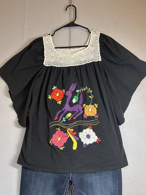 $15 • Buy Va Va By Joy Han Black Embroidered Floral Botanical Classy Bohemian Tunic Small