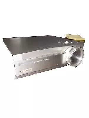 $1250 • Buy Panasonic PT-AE8000EZ Full-HD 3D Home Cinema Projector 3D Glasses & Remote 