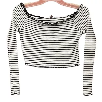 Divided By H&M Woman’s Long Sleeve Ruffle Boatneck Crop Top Shirt Striped Size M • $11