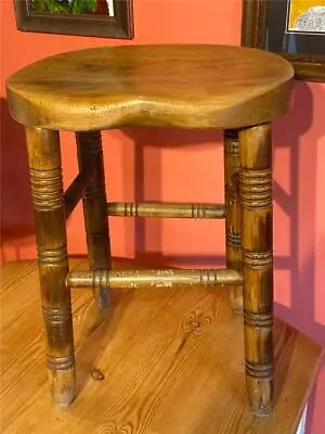 834a Vintage Solid Turned Wood Bar / Lab / Kitchen Stool 21  Tall • £29.99