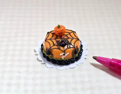 Miniature TS Halloween Cake W/Teensy Jack On Top 1 1/8  Diam. DOLLHOUSE 1:12 • $7.89