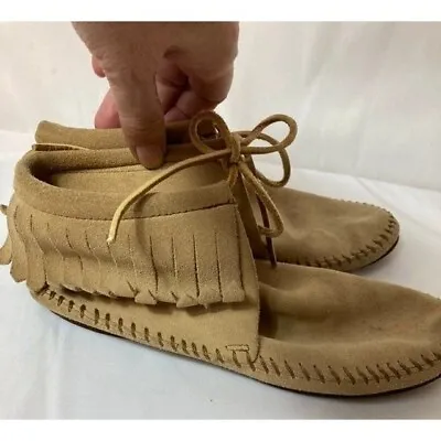 Womens Vintage Minnetonka Fringe Boho Suede Moccasins Tan 5 • $21.60