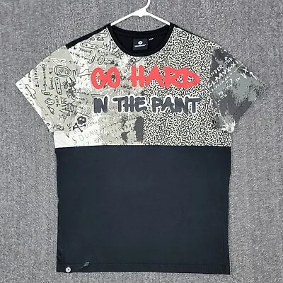 Akademiks T-Shirt Mens Small Go Hard On The Paint Graffiti Graphic Streetwear • $14.94