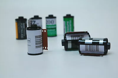 $29 • Buy Assorted Bulk-Loading 35 Film Canisters - Box Of 100