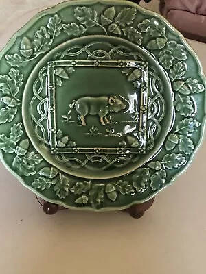 Sur La Table Majolica Pig Acorn Border Design Plate Green 9” Scalloped Edge • $16