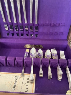 $129 • Buy Vintage Tudor Plate Oneida Community  Silverware With Case. Rare Fortune Pat.