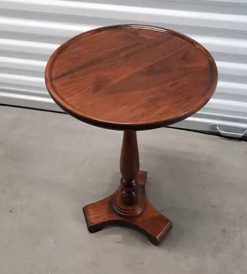 Ethan Allen Antiqued Pine Cigarette Table Item #08-3512 In Old Tavern Finish • $295