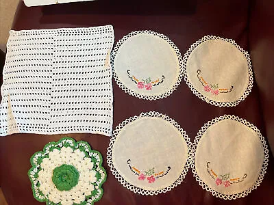 Vintage Mixed Lot Of 6 Crochet And Embroidered Doilies • $3.99