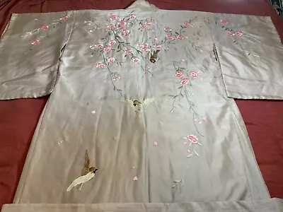 VINTAGE 1930’s JAPANESE HAND EMBROIDERED WOMEN KIMONO EMBROIDERY CHINESE ROBE! • $245