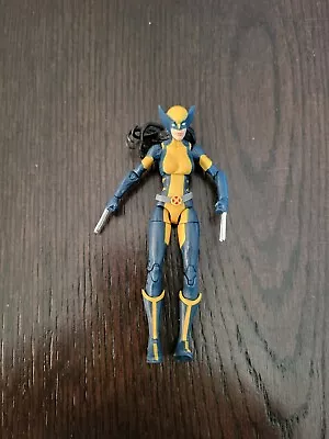 Lady Wolverine X-23 Laura Kinney 3.75 MARVEL UNIVERSE Legends COMPLETE ML4 • $19.75