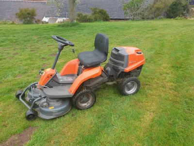 £1795 • Buy Husqvarna Rider ..r111b..hydro. Ride On Mower 