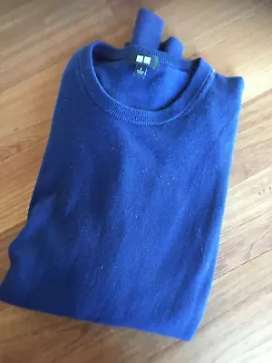 $18 • Buy Uniqlo Navy 100% Wool Lightweight - Size S (small)