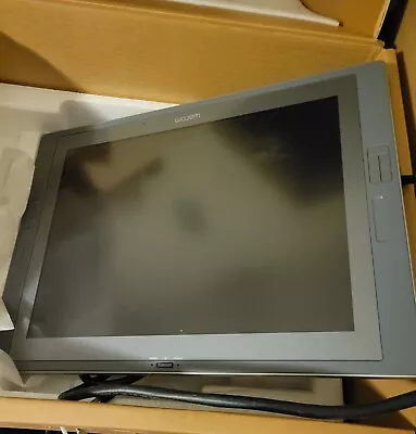 Wacom Cintiq 21UX DTZ-2100 21.5  LCD Tablet W/ Stand NEW • $225