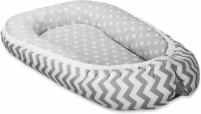Baby Double-sided Soft Cocoon Bed Zig Zag/Small White Stars • £24.99
