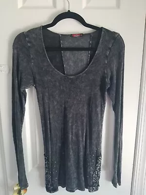 T Party Charcoal Faded Wash Embroidered Long Sleeve Top; Size: Medium EUC • $19.99