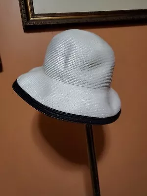 Betmar New York Ladies Straw HAT - White.  • $25