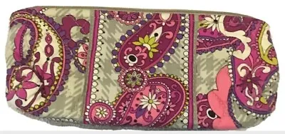 Gently Used 1X ~Vera Bradley Paisley Meets Plaid Makeup Case. • $10.99