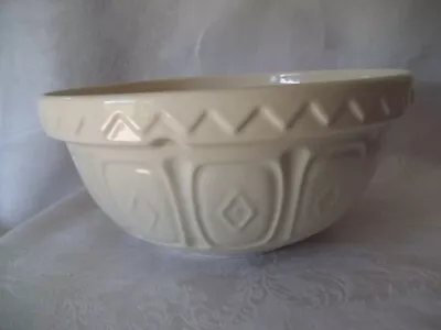 Mason Cash Color Cream 24 Chip Resistant Earthenware  Mixing Bowl 9.5  • $39.99