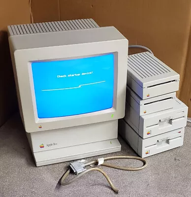 Vintage Apple IIgs With 1.25MB RAM 12  Color Monitor 5.25  & 3.5  Disk Drives • $265