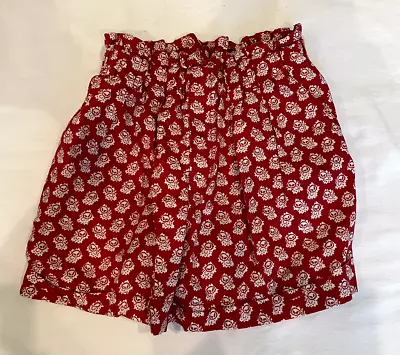 EUC Red + White CABBAGES & ROSES For UNIQLO Shorts Size S • $15