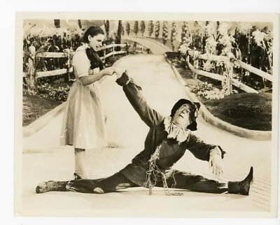 Wizard Of Oz Photo Judy Garland Scarecrow 1962 Original Press Still CBS 7  X 9   • $12.95
