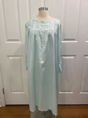 Petite Large Miss Elaine Long Sleeve Nightgown • $23.99