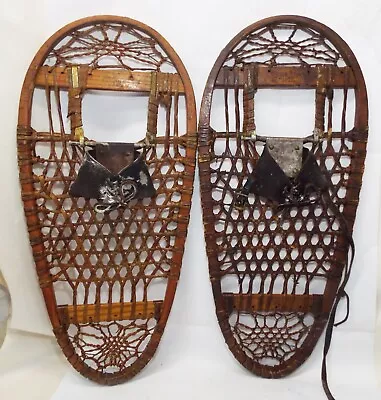 PAIR Old WWII U.S. C.A. LUND Hastings Minn Bear Paw 13 X 28 SNOWSHOES Military • $68