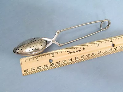 Loose Leaf Tea Infuser Herb Strainer Long Handled Mesh Snap Ball Vintage • $3.99