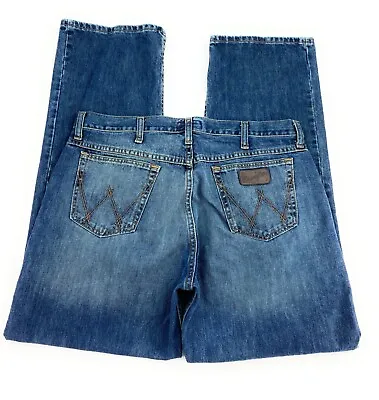 Wrangler 20X Men's Style 01 Competition Distressed Rodeo Blue Jeans 35x32 • $29.40