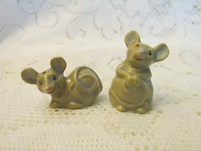 Vintage Rosemeade Mice Salt And Pepper Shakers • $19.99