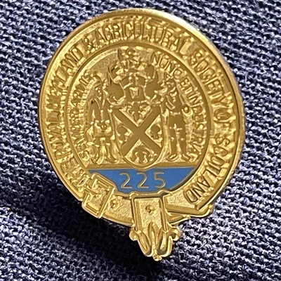 £5 • Buy The Royal Highland & Agricultural Society Of Scotland Pin / Badge Marked 225